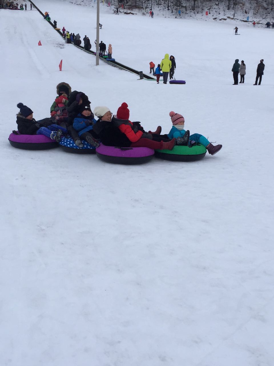 河北迪特旅游開發(fā)有限公司正式助力黑龍江大灣滑雪場(chǎng)冰雪樂(lè)園